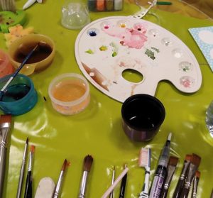 Peindre la nature, le pont à l'huile et l'acrylique